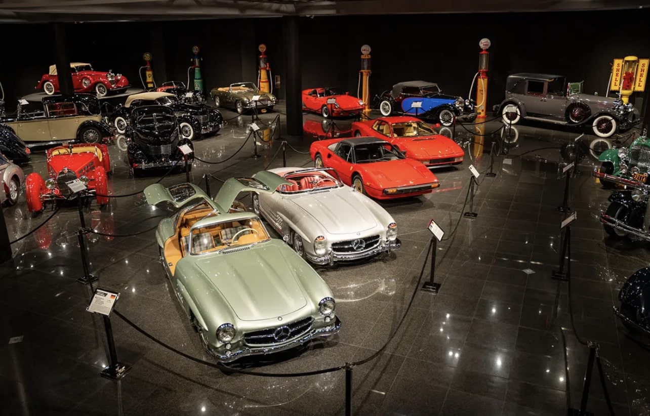 Vintage car gallery